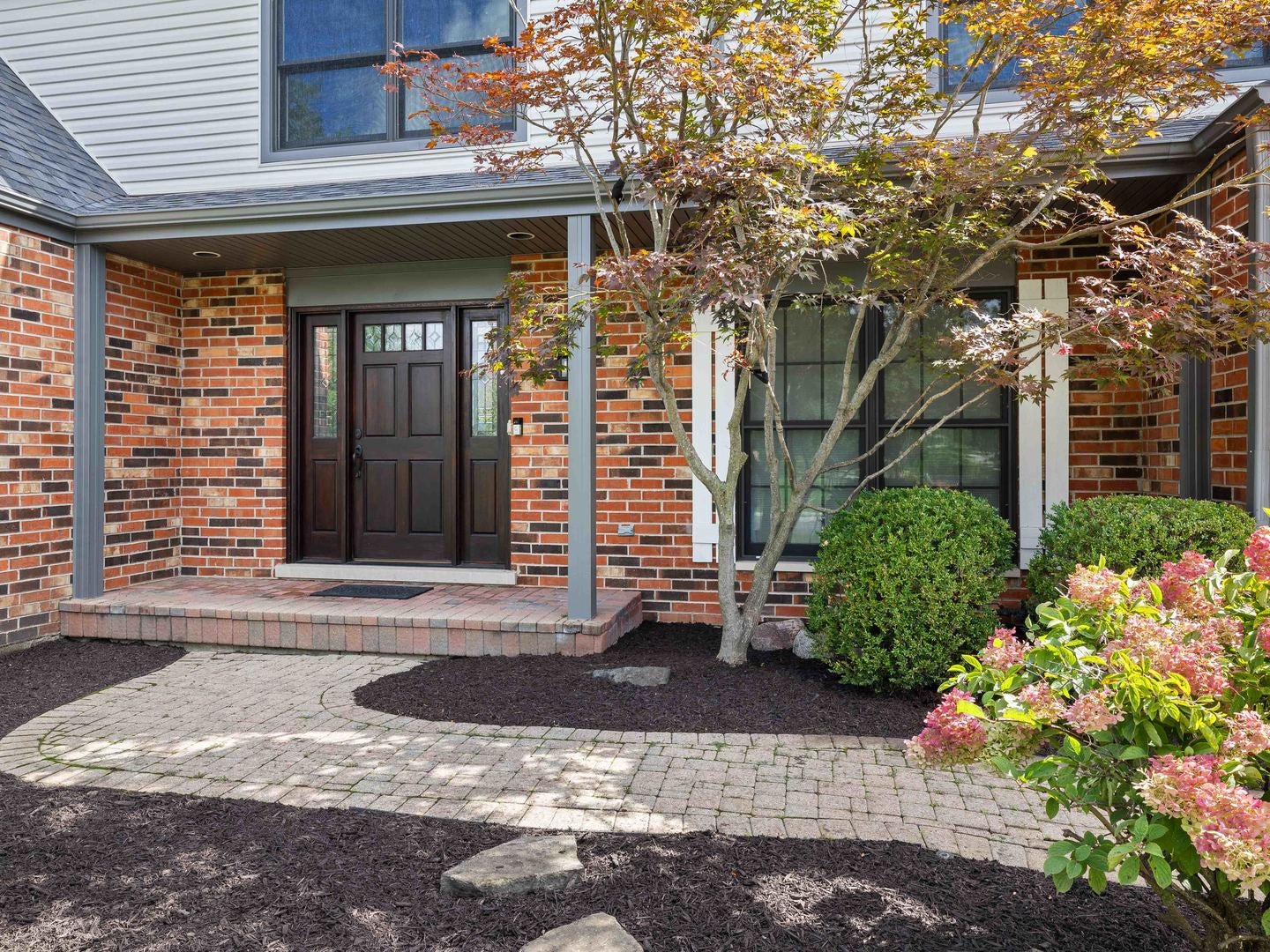 1029 N Carlyle Lane