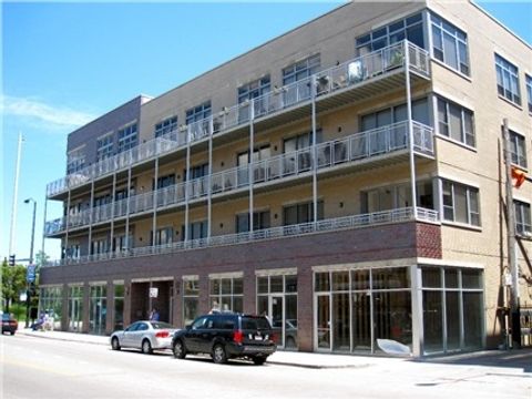 2157 N Damen Avenue 302 Chicago IL 60647