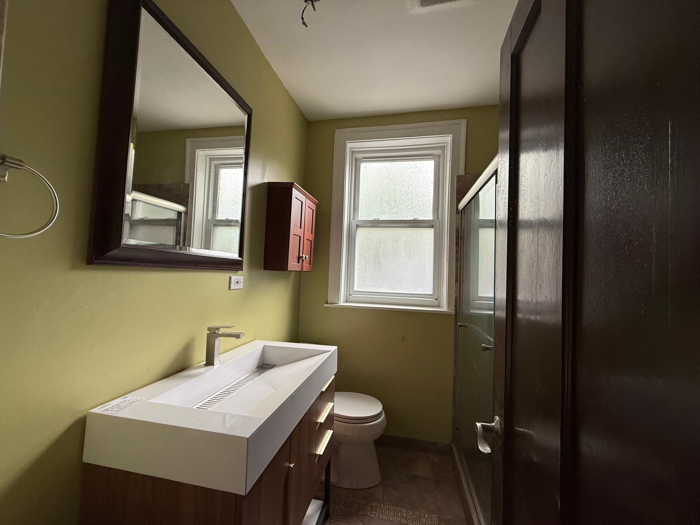 Chicago, Illinois 60660, United States, 2 Bedrooms Bedrooms, ,1 BathroomBathrooms,Residential,Active,201676