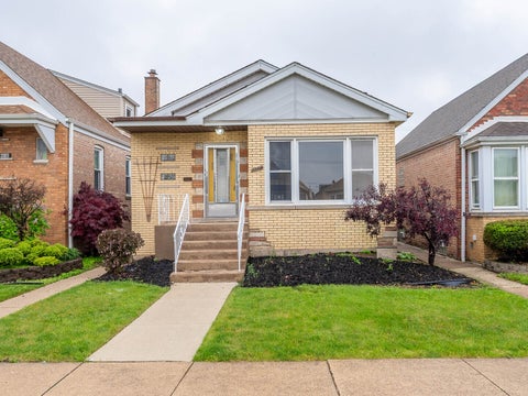 Photo of 5028 S La Porte Avenue, Chicago, IL 60638 (MLS # 12655477)