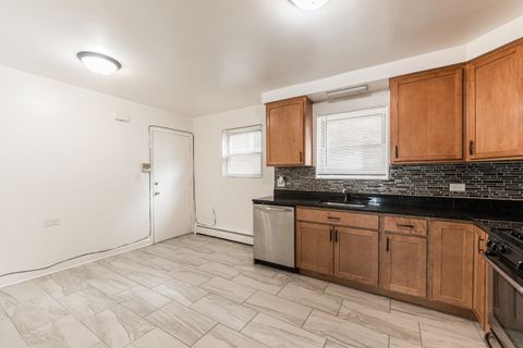 Tiny photo for 1709 W Estes Avenue #1S, Chicago, IL 60626 (MLS # 12359307)