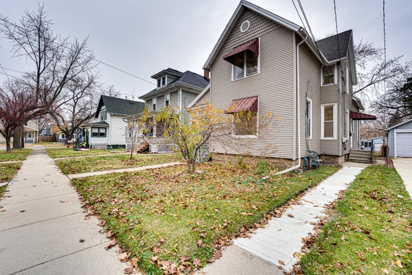 735 SEXTON ST APT 1, AURORA, IL 60505 - Image d9794efcd749ba37f75fc9d31f66b3ec/262831534
