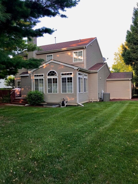 Tiny photo for 1802 Thornapple Way, Aurora, IL 60504 (MLS # 12708635)