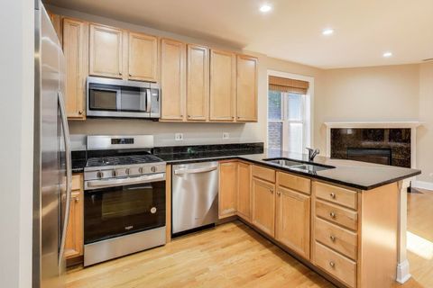 Tiny photo for 1308 W Fillmore Street #3, Chicago, IL 60607 (MLS # 12542824)