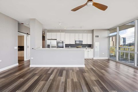 Tiny photo for 1629 S Prairie Avenue #801, Chicago, IL 60616 (MLS # 12483142)