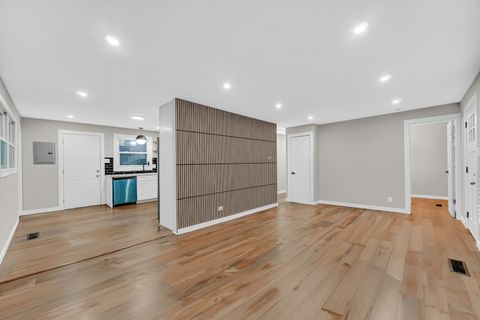 Tiny photo for 18331 John Avenue, Country Club Hills, IL 60478 (MLS # 12522627)