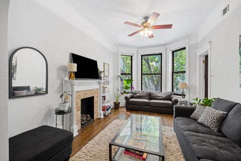 Tiny photo for 3551 N Reta Avenue #2, Chicago, IL 60657 (MLS # 12689754)