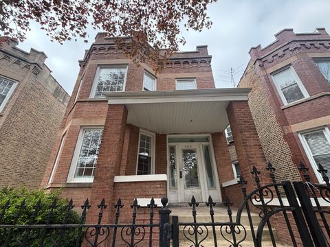 2110 N Avers Avenue Chicago IL 60647