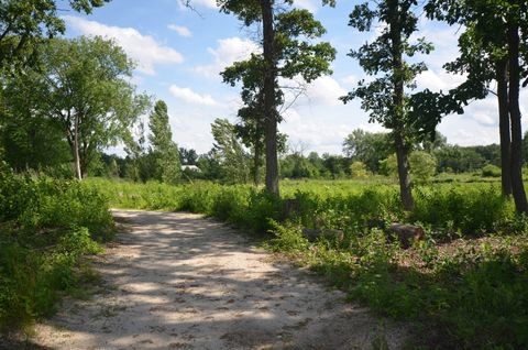 Tiny photo for 230 Majestic Oak Court, Lake Forest, IL 60045 (MLS # 12531546)