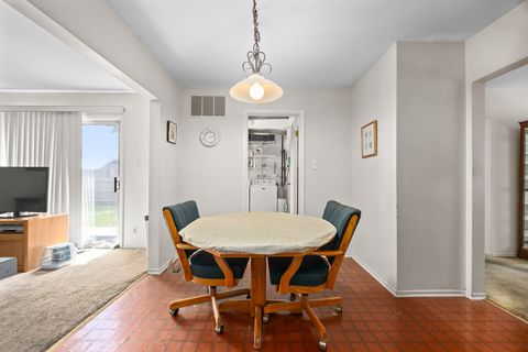 Tiny photo for 132 N Ashbury Avenue, Bolingbrook, IL 60440 (MLS # 12450742)