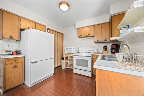 Tiny photo for 132 N Ashbury Avenue, Bolingbrook, IL 60440 (MLS # 12450742)