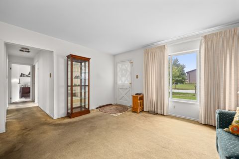 Tiny photo for 132 N Ashbury Avenue, Bolingbrook, IL 60440 (MLS # 12450742)