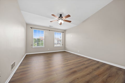 Tiny photo for 74 Seton Creek Drive, Oswego, IL 60543 (MLS # 12687752)