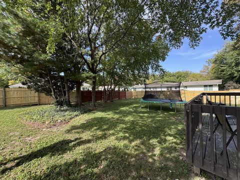 Tiny photo for 935 Marvel Avenue, Woodstock, IL 60098 (MLS # 12486636)