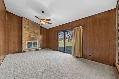 Tiny photo for 626 Burdette Avenue, Glendale Heights, IL 60139 (MLS # 12550171)