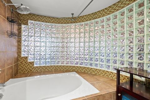 Tiny photo for 913 W Van Buren Street #4A, Chicago, IL 60607 (MLS # 12549099)