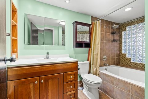 Tiny photo for 913 W Van Buren Street #4A, Chicago, IL 60607 (MLS # 12549099)