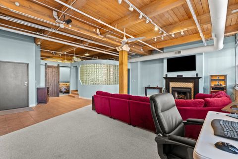 Tiny photo for 913 W Van Buren Street #4A, Chicago, IL 60607 (MLS # 12549099)