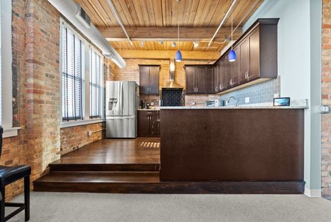 Tiny photo for 913 W Van Buren Street #4A, Chicago, IL 60607 (MLS # 12549099)