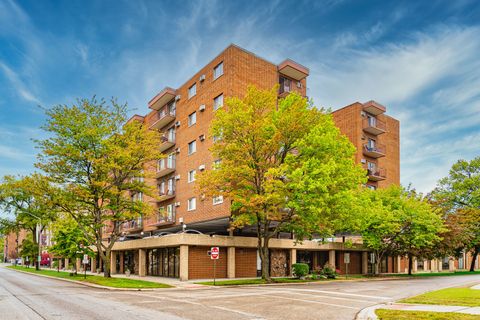 Tiny photo for 7830 W North Avenue #414, Elmwood Park, IL 60707 (MLS # 12551548)