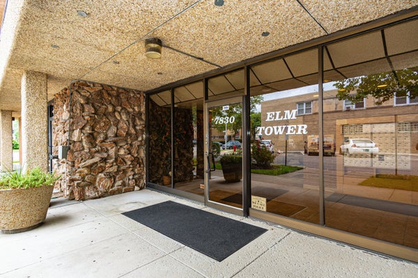 7830 W NORTH AVE APT 414, ELMWOOD PARK, IL 60707 - Image d980ebe5ed127e1eaa0a2ce2d7ef7004/1641559846