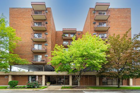 Tiny photo for 7830 W North Avenue #414, Elmwood Park, IL 60707 (MLS # 12551548)