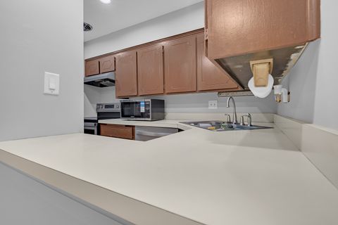 Tiny photo for 7830 W North Avenue #414, Elmwood Park, IL 60707 (MLS # 12551548)