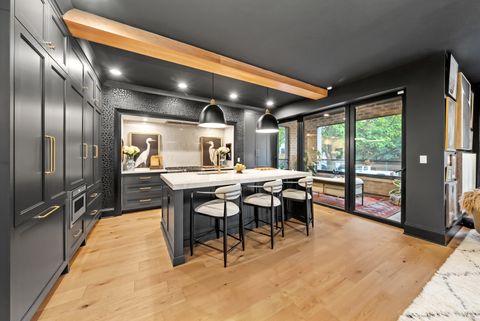 Tiny photo for 1532 W Ohio Street #1, Chicago, IL 60642 (MLS # 12514083)