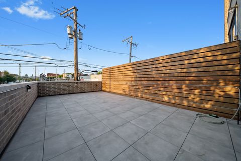 Tiny photo for 1532 W Ohio Street #1, Chicago, IL 60642 (MLS # 12514083)