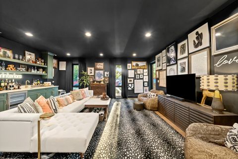 Tiny photo for 1532 W Ohio Street #1, Chicago, IL 60642 (MLS # 12514083)