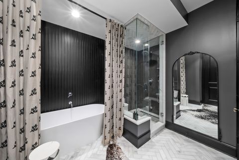 Tiny photo for 1532 W Ohio Street #1, Chicago, IL 60642 (MLS # 12514083)