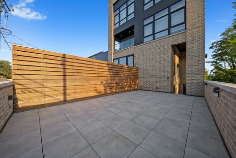 Tiny photo for 1532 W Ohio Street #1, Chicago, IL 60642 (MLS # 12514083)