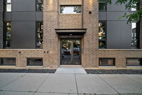 Tiny photo for 1532 W Ohio Street #1, Chicago, IL 60642 (MLS # 12514083)