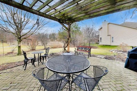 Tiny photo for 5355 Galloway Drive, Hoffman Estates, IL 60192 (MLS # 12588476)