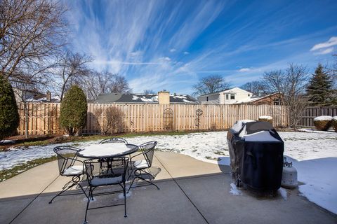 Tiny photo for 3806 Michael Lane, Glenview, IL 60026 (MLS # 12590516)