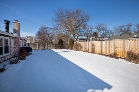 Tiny photo for 3806 Michael Lane, Glenview, IL 60026 (MLS # 12590516)