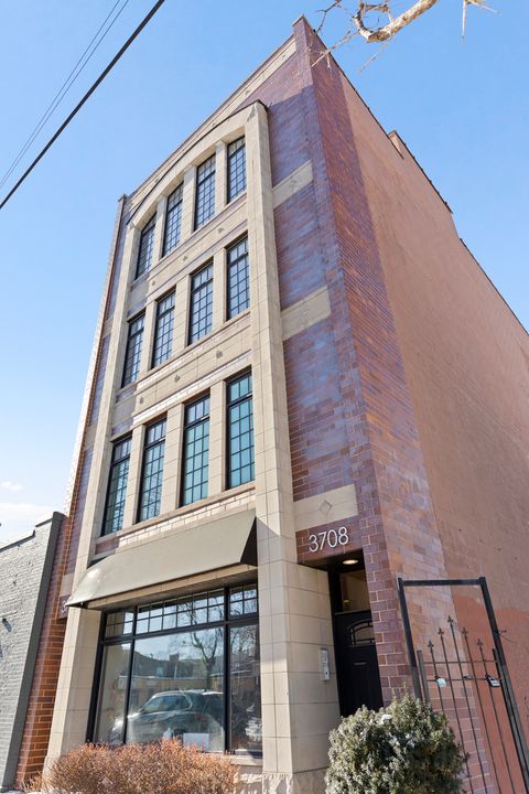 3708 N Ashland Avenue 1 Chicago IL 60613