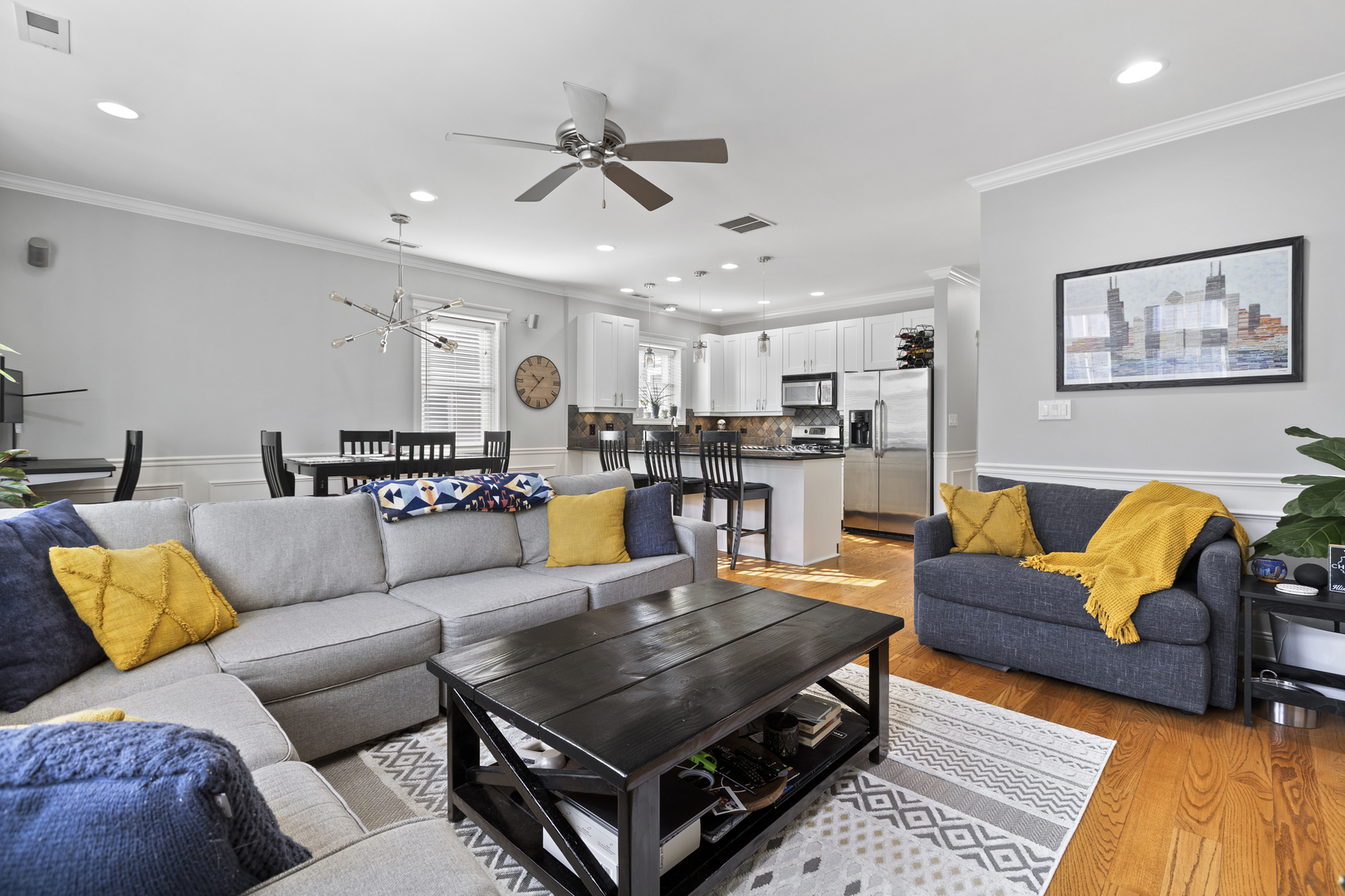 3708 N Ashland Avenue 1