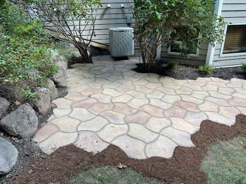 Tiny photo for 600 Crosswind Lane, Lindenhurst, IL 60046 (MLS # 12529479)