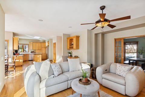 Tiny photo for 600 Crosswind Lane, Lindenhurst, IL 60046 (MLS # 12529479)