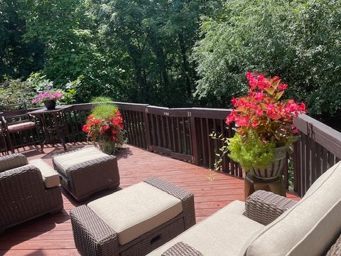 Tiny photo for 600 Crosswind Lane, Lindenhurst, IL 60046 (MLS # 12529479)