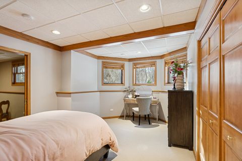 Tiny photo for 600 Crosswind Lane, Lindenhurst, IL 60046 (MLS # 12529479)