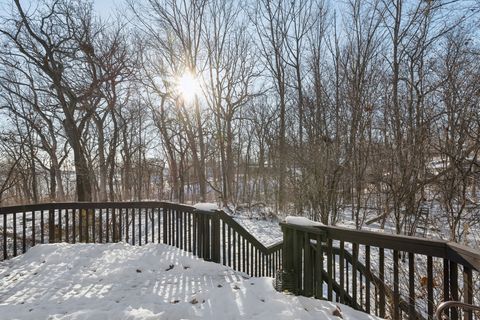 Tiny photo for 600 Crosswind Lane, Lindenhurst, IL 60046 (MLS # 12529479)