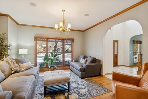 Tiny photo for 600 Crosswind Lane, Lindenhurst, IL 60046 (MLS # 12529479)