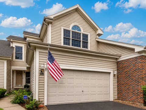 Photo of 230 Parktrail Court, Schaumburg, IL 60173 (MLS # 12737992)