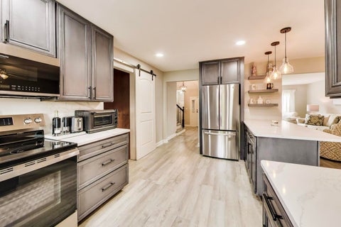 Tiny photo for 313 S Hi Lusi Avenue, Mount Prospect, IL 60056 (MLS # 12663699)