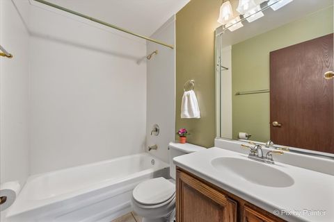 Tiny photo for 474 Briarcliff Lane, Bartlett, IL 60103 (MLS # 12393145)