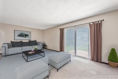 Tiny photo for 474 Briarcliff Lane, Bartlett, IL 60103 (MLS # 12393145)
