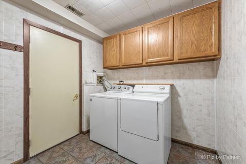 Tiny photo for 474 Briarcliff Lane, Bartlett, IL 60103 (MLS # 12393145)
