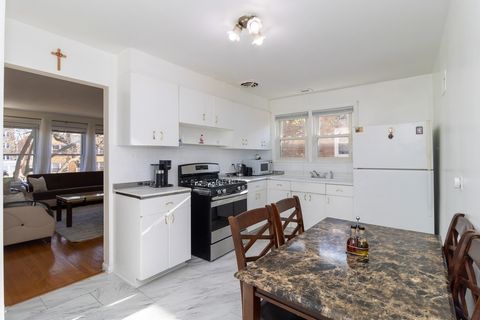 Tiny photo for 8914 La Crosse Avenue #2S, Skokie, IL 60077 (MLS # 12424160)